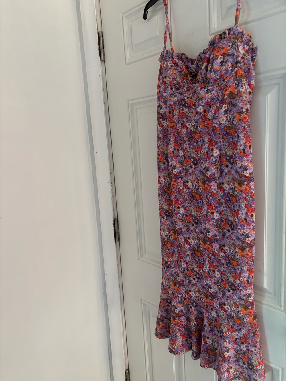 Hutch Lavender Floral Sweetheart Midi Dress - Picture 5 of 5